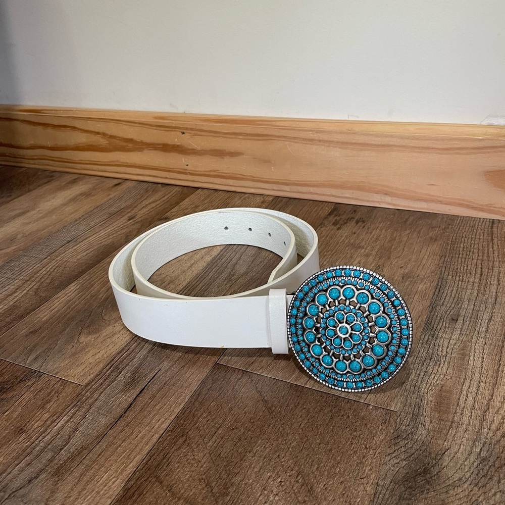 White Women's Belt with Turquoise Medallion Buckle